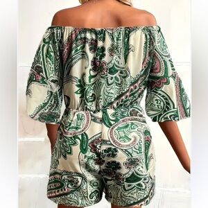 Women's Green Paisley Off-the-Shoulder Romper - Boho Floral Print ShortJumpsuitM